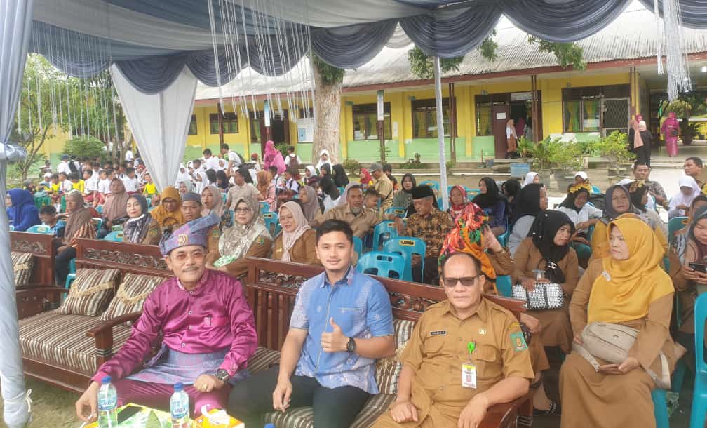Menghadiri Stand Papensi di SMPN 2 Binjai Tanjung Jati - (Ada 0 foto)